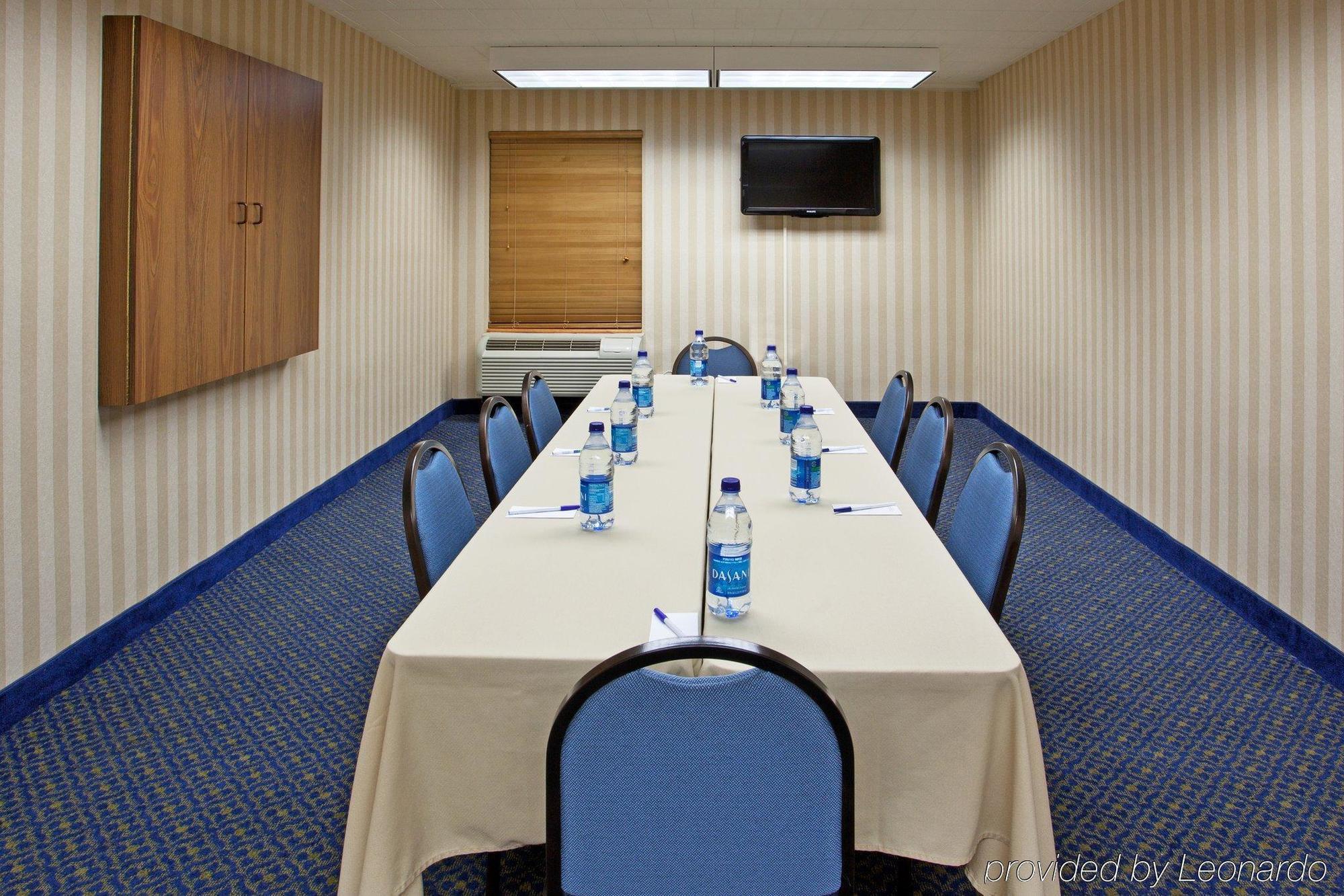 Clarion Inn Cranberry Township Servizi foto